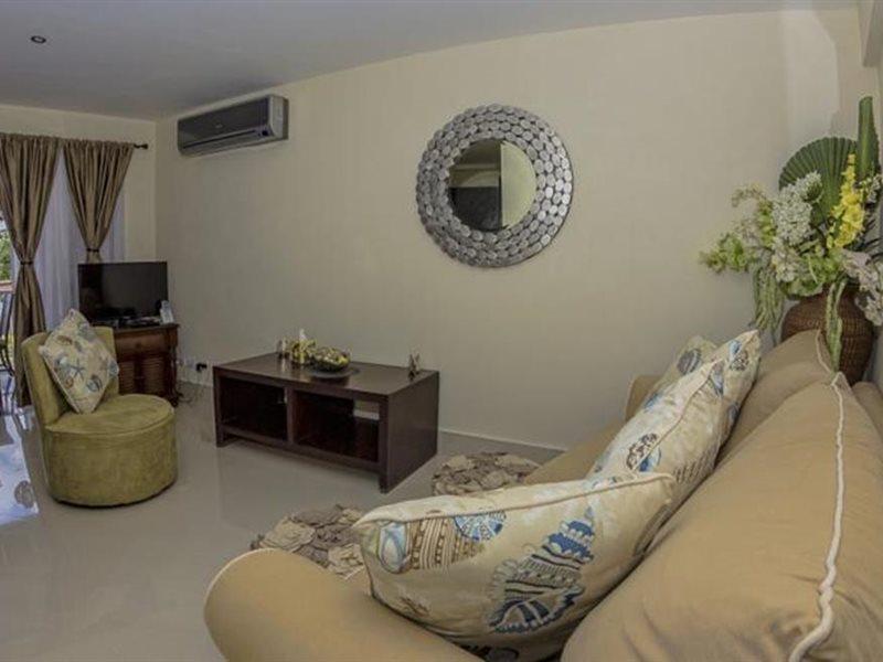 Lantana Barbados Condos Saint James Luaran gambar