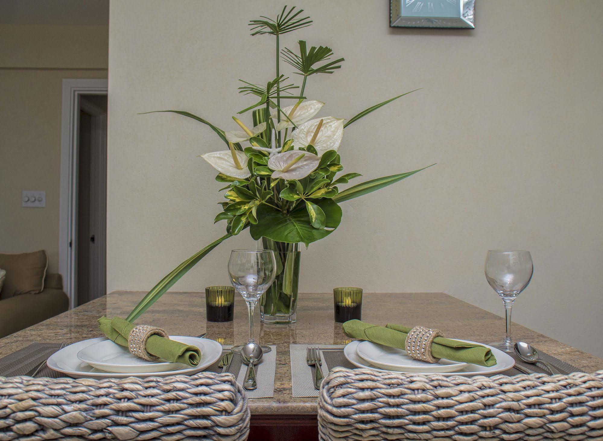 Lantana Barbados Condos Saint James Luaran gambar