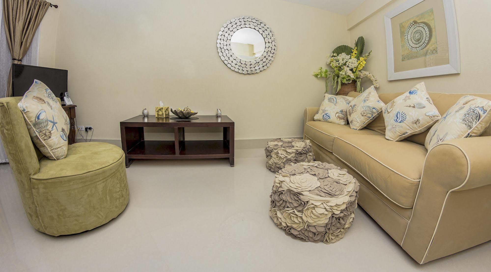 Lantana Barbados Condos Saint James Luaran gambar